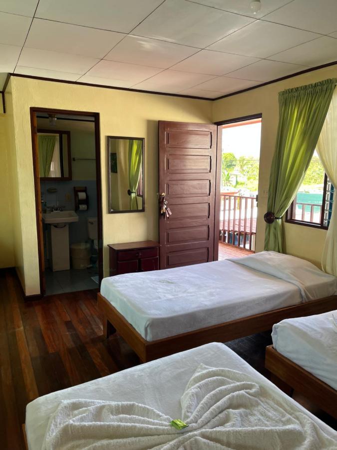 Hotel Sierpe River- Oleaje Sereno Buitenkant foto